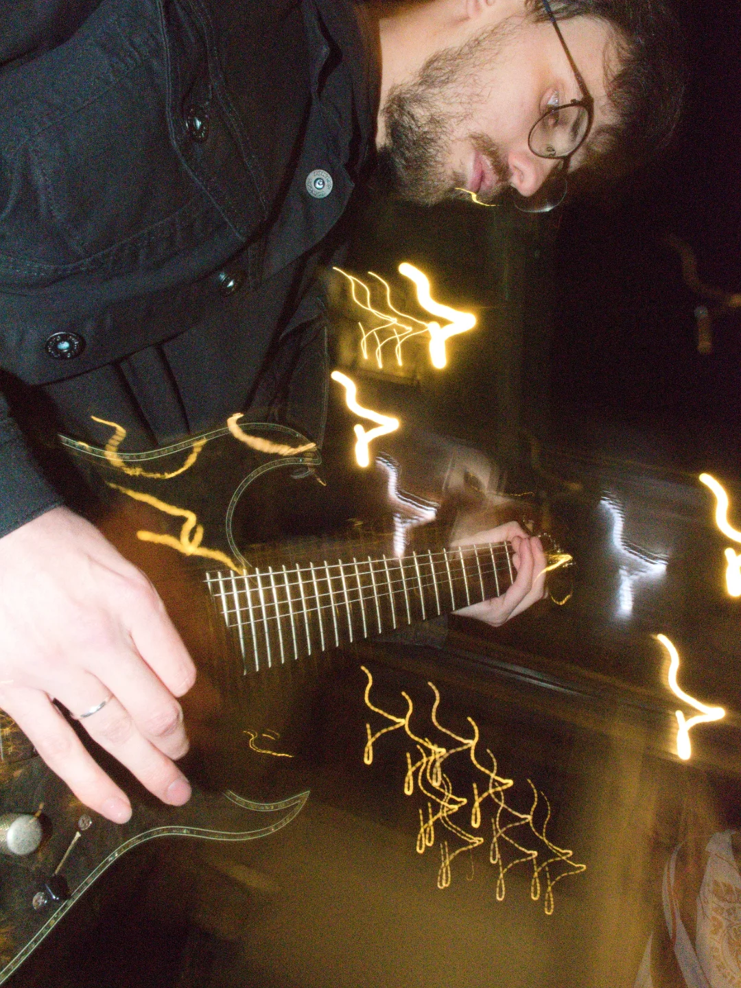 Edu, guitarrista da Diabrera, ao vivo