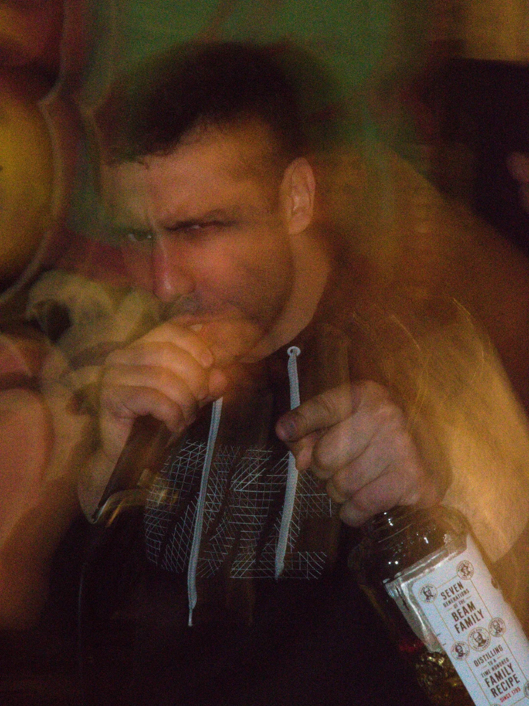 Sotele, vocalista da Diabrera, ao vivo